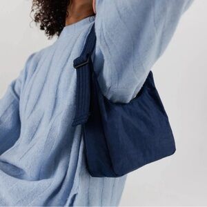 BAGGU Mini Nylon Shoulder Bag Navy Blue